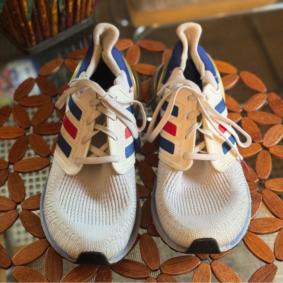 Adidas Men's Ultra BOOST 20 'White Royal Blue Red' Running Sneakers - Picture 8 of 15